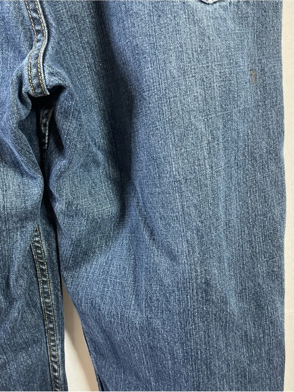 Levi's 550 Jeans Mens 36x32 Blue Med Wash Relaxed Fit Tapered Denim Red Tab